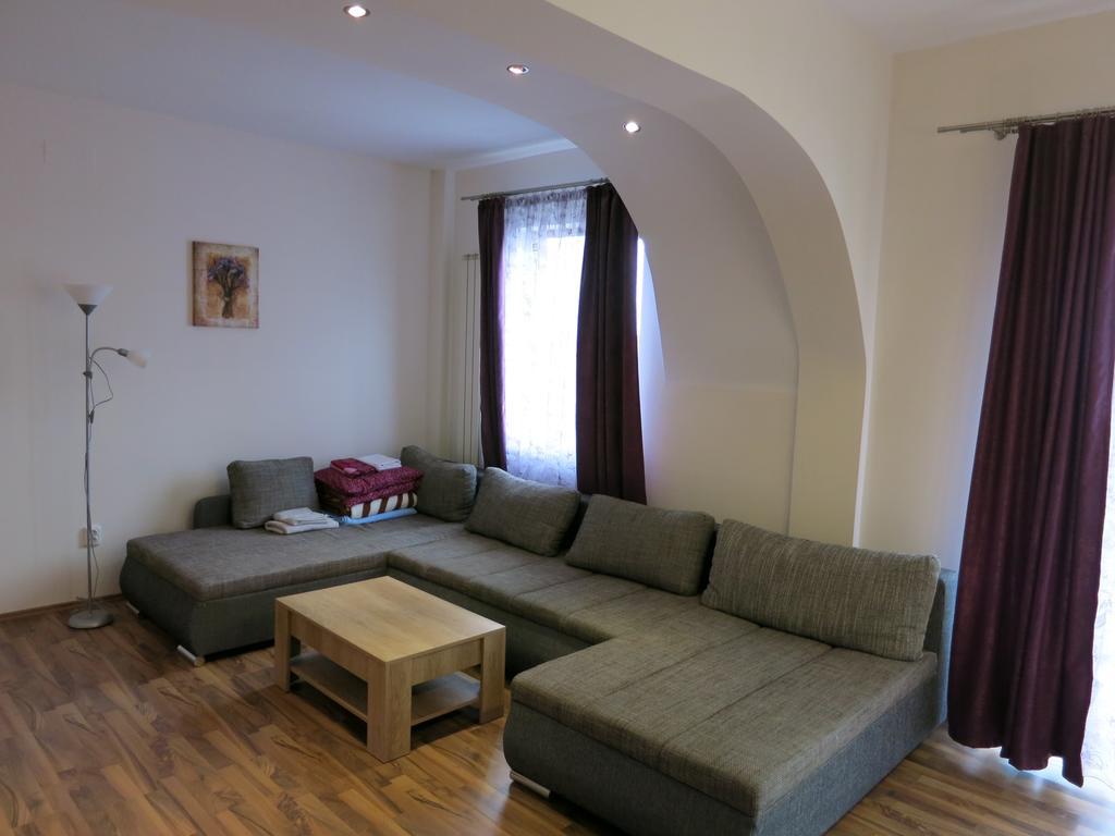 Penthouse Apartament Nufarul Oradea Exterior photo