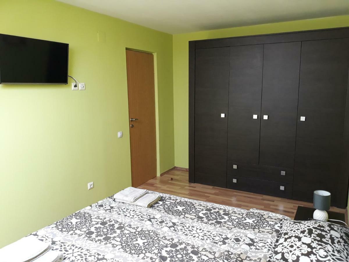 Penthouse Apartament Nufarul Oradea Exterior photo